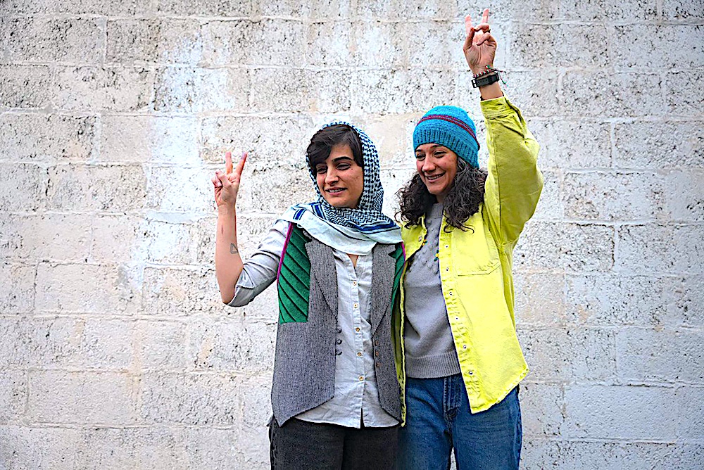 Iran, nuove accuse a Niloufar Hamedi ed Elaheh Mohammadi: l’appello del Forum