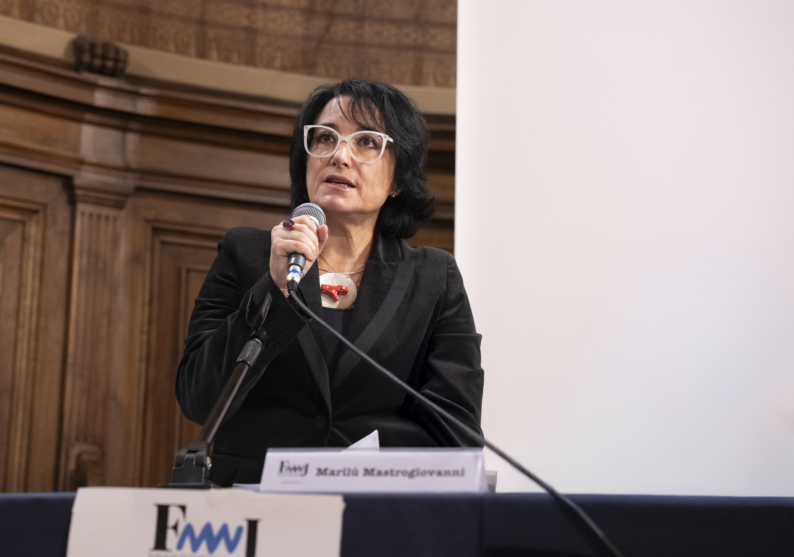 La lotta nonviolenta del Forum delle giornaliste del mediterraneo